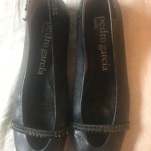 Pedro Garcia black leather flat size 10